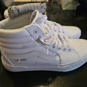 NEW Vans  Unisex Sneakers no box